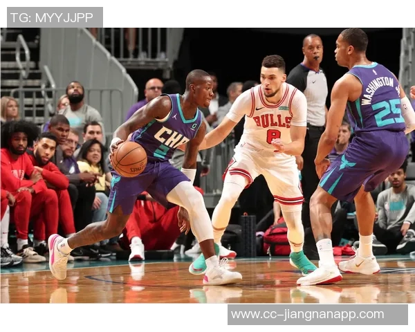 黄蜂主帅称三球只关注得分影响名声但他展现出更多活力与潜力