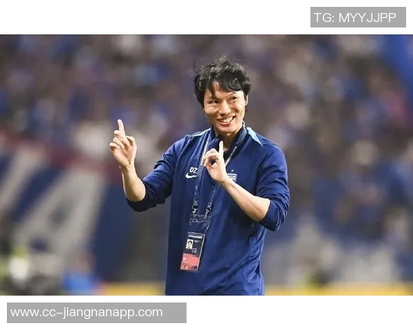 祝福武汉三镇队代理主教练邓卓翔生日快乐愿他带领球队再创辉煌 祝福武汉三镇队代理主教练邓卓翔生日快乐愿他带领球队再创辉煌