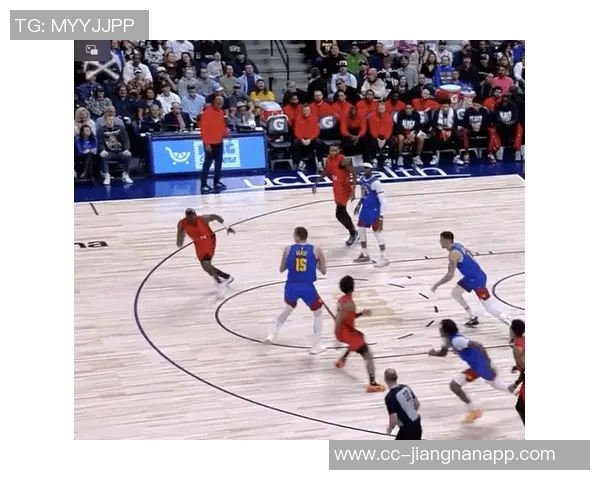 戈登今日扣篮表现引发约基奇疑惑他究竟何时完成了这精彩一扣