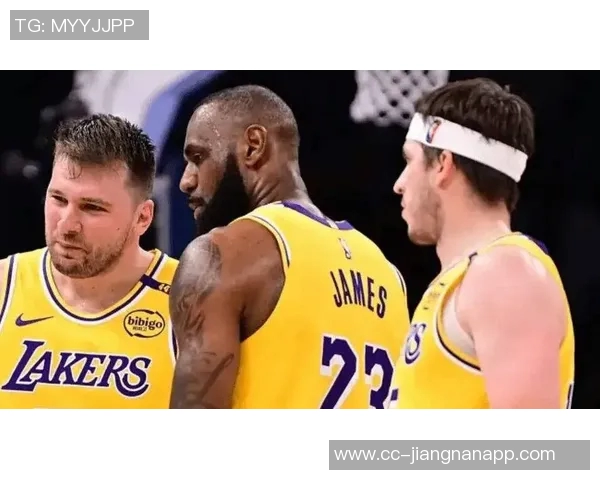 东詹独自带队表现惊艳湖人净效率数据揭示其重要性 东詹独自带队表现惊艳湖人净效率数据揭示其重要性