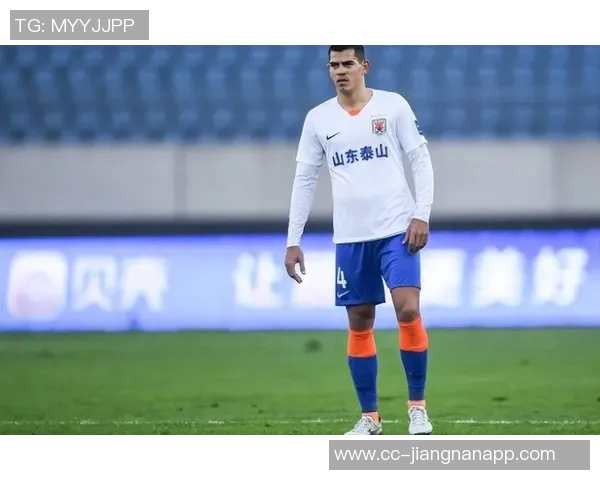 贾德松正式加盟巴西葡萄牙人RJ开启新征程前泰山中卫再续足球梦想 贾德松正式加盟巴西葡萄牙人RJ开启新征程前泰山中卫再续足球梦想