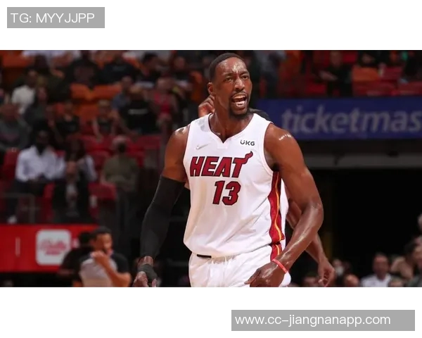 阿德巴约热火生涯得分突破9000成队史第四人仅次于韦德莫宁莱斯